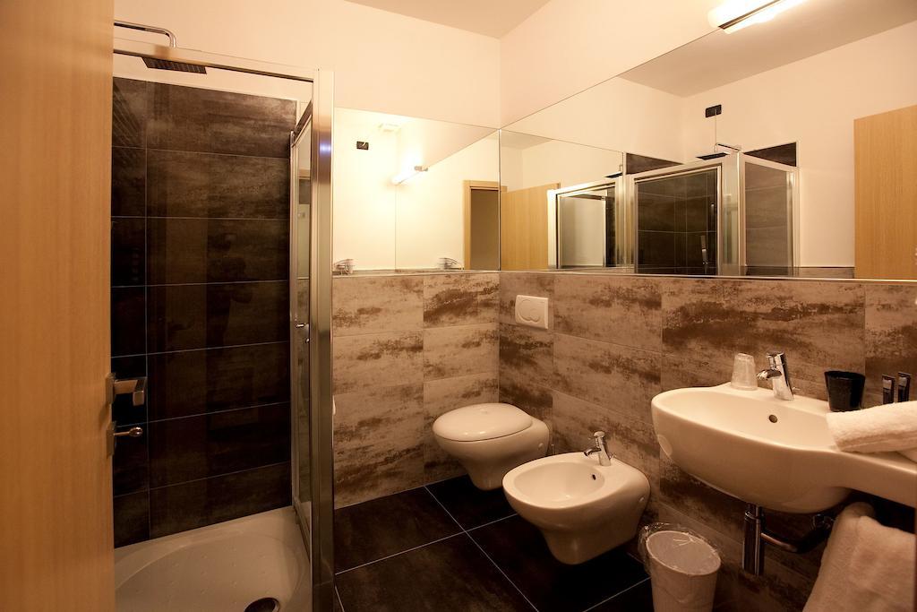 Hotel La Meridiana Settimo Torinese Pokój zdjęcie