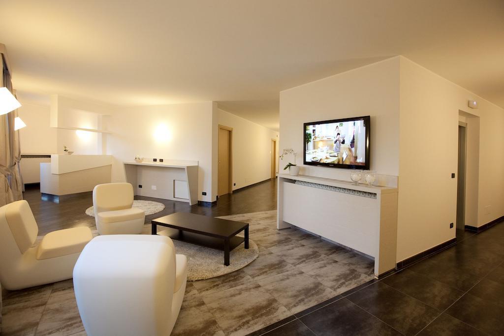 Hotel La Meridiana Settimo Torinese Zewnętrze zdjęcie